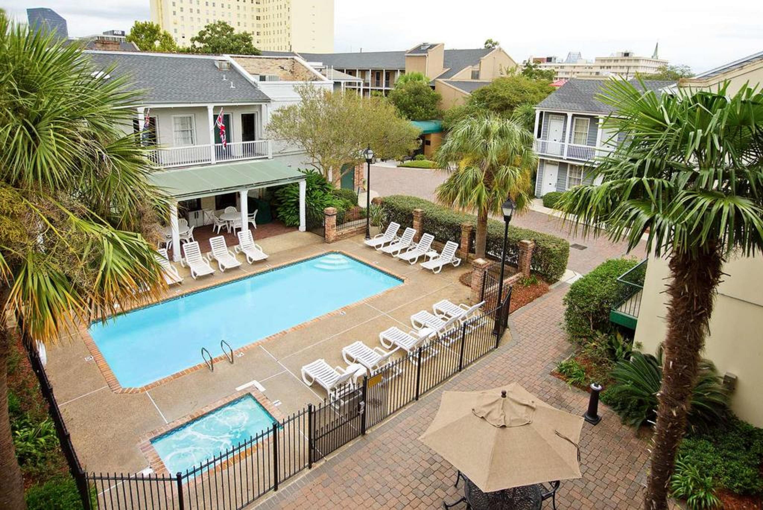 Maison Saint Charles 3*