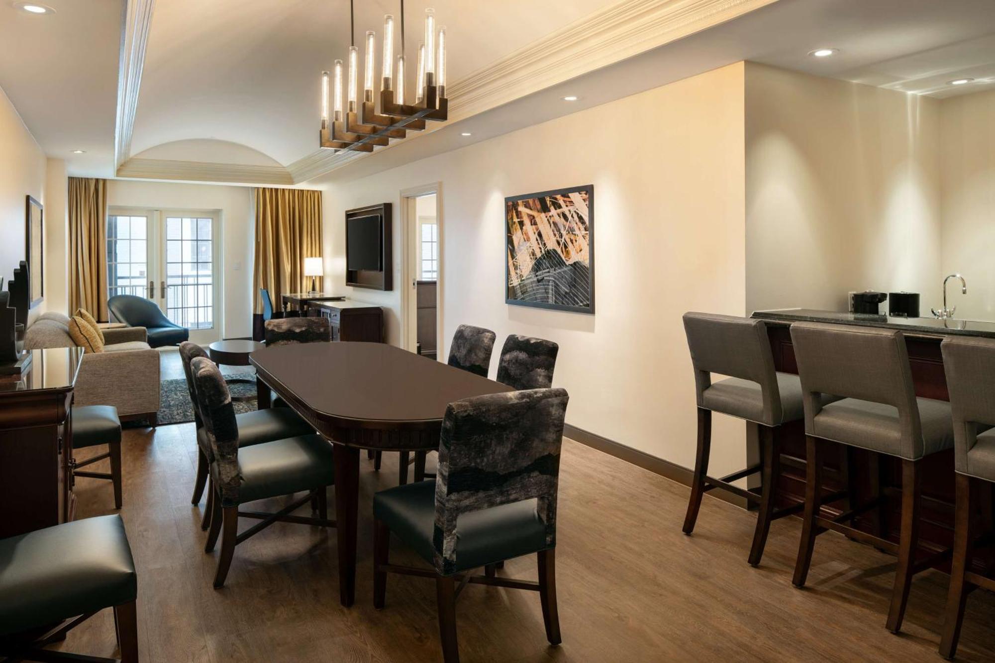 Embassy By Hilton Convention Center Hotel