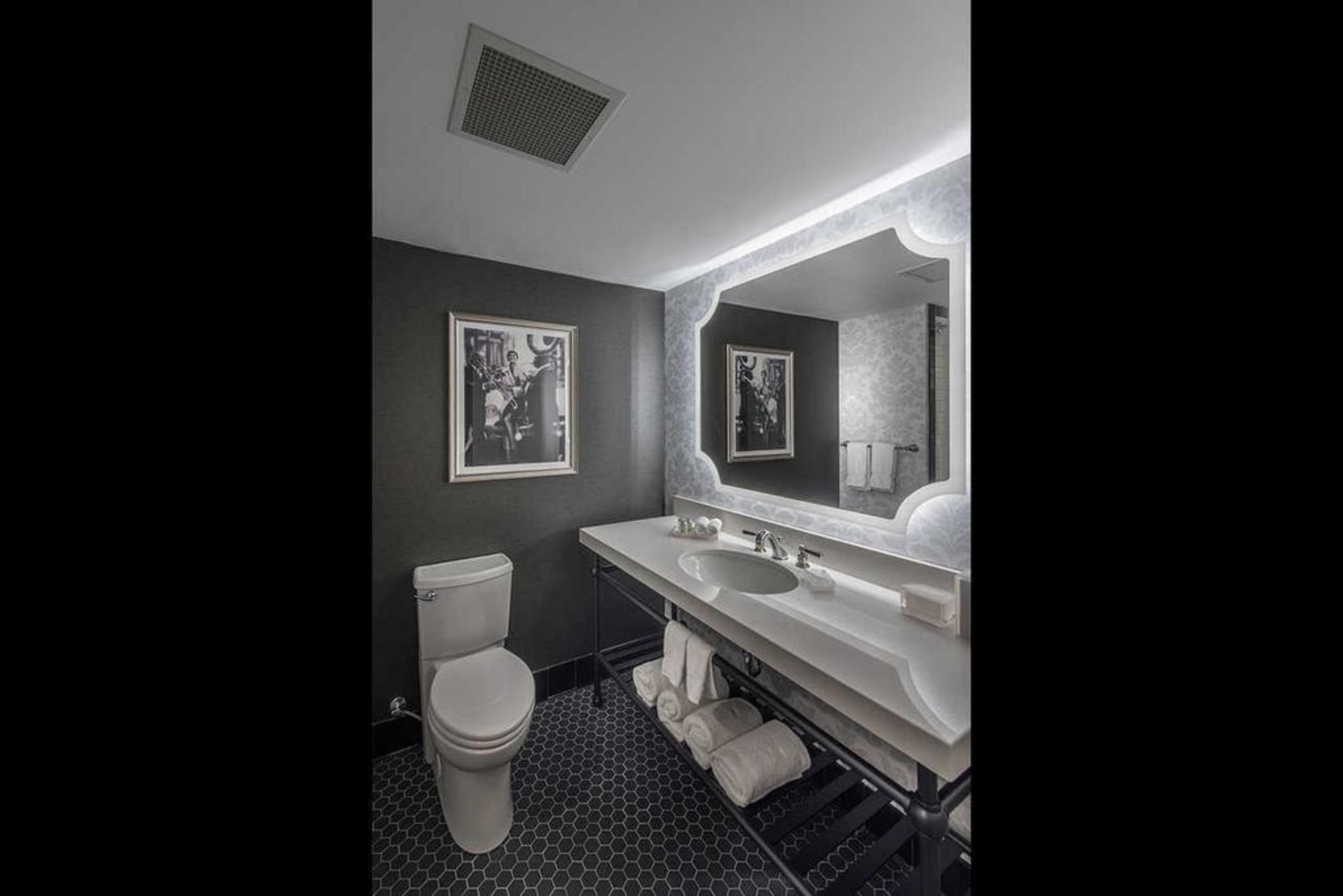 Hotel Cambria Downtown Warehouse District New Orleans