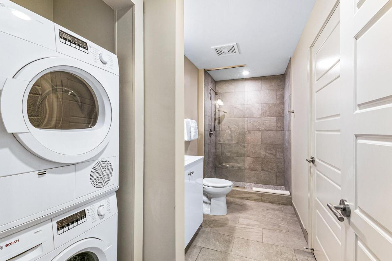 Spacious 4br Luxury Steps To French Quarter Aparthotel 4*