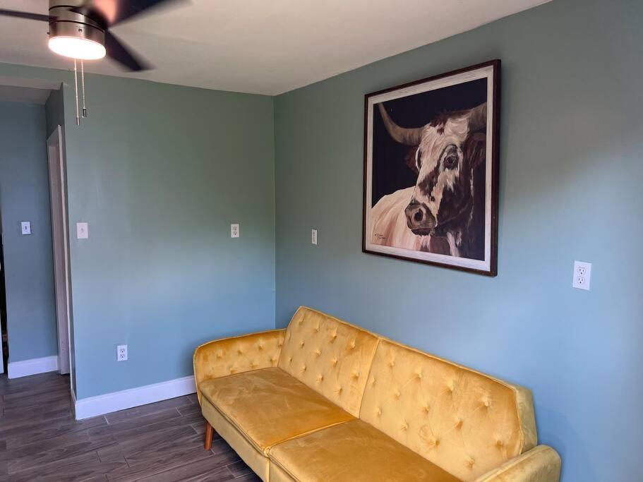 Close To French Quarters Apartment *