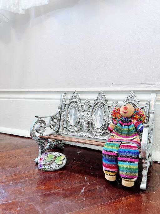 Lovely 4 Bedroom Uptown Magazine St * New Orleans