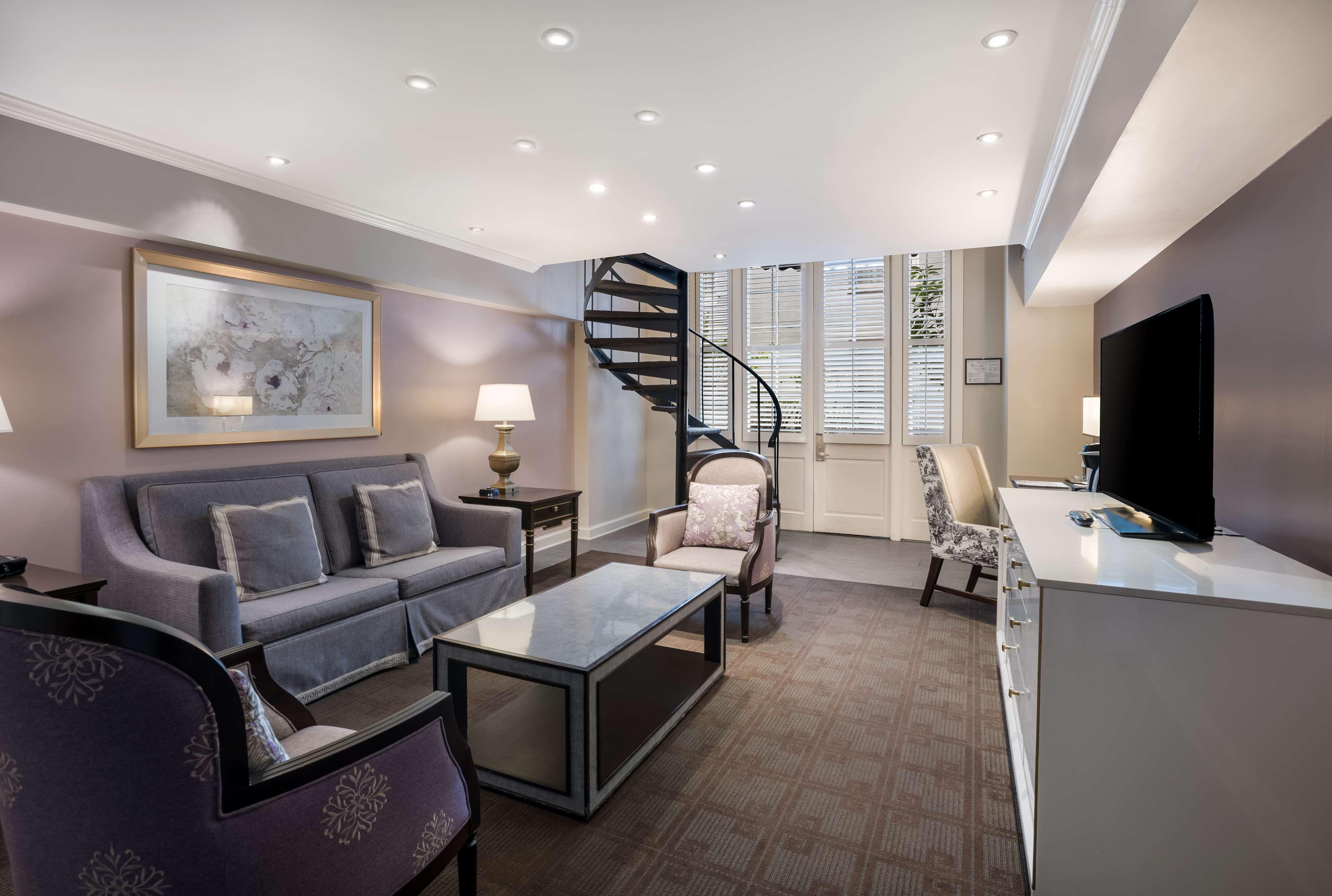 The Royal Sonesta Hotel 5*