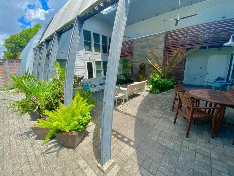 Moon 301 - Crescent Moonrise - 1 Bedroom - 1 Bath Holiday home New Orleans