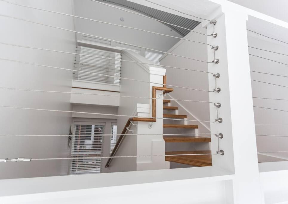 Moon 101 - Full Moon - 2br 2 5 Bath + Living Apartment New Orleans