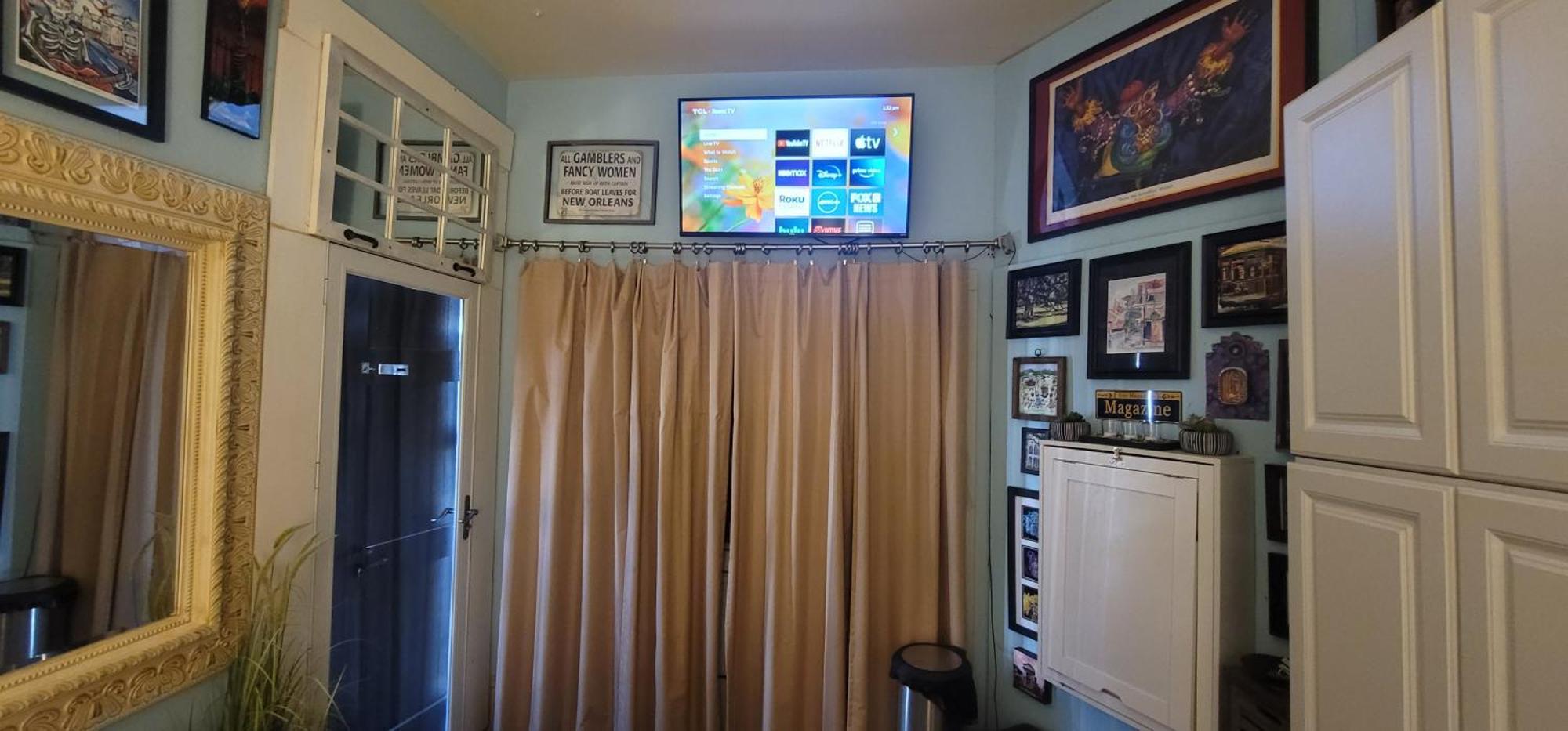 Jazzy Studio In A Great Location Apartment