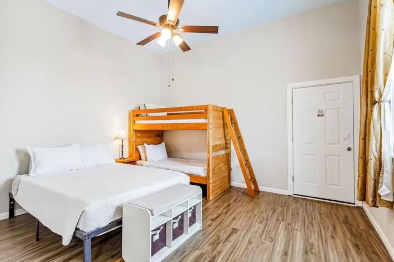 Penthouse On Claiborne *