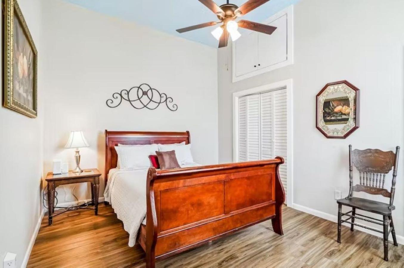 Penthouse On Claiborne