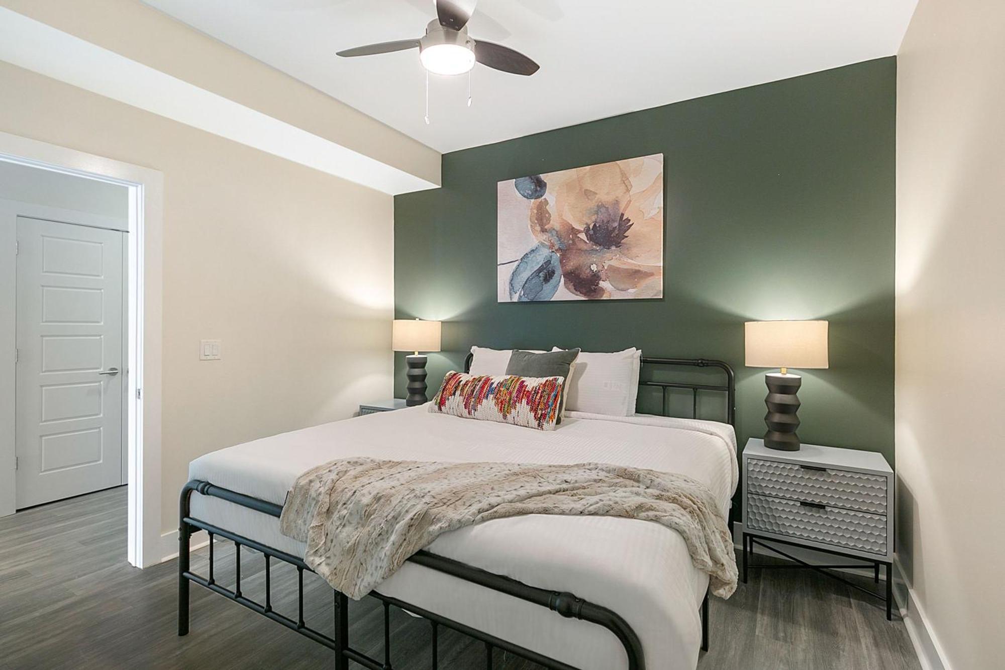 Apartment California Building By Hosteeva