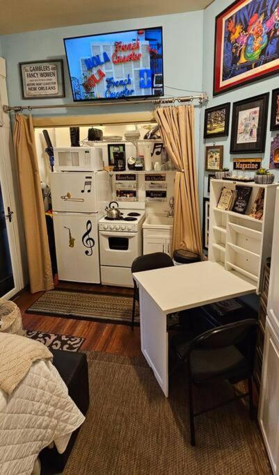 Apartment Jazzy Studio In A Great Location New Orleans