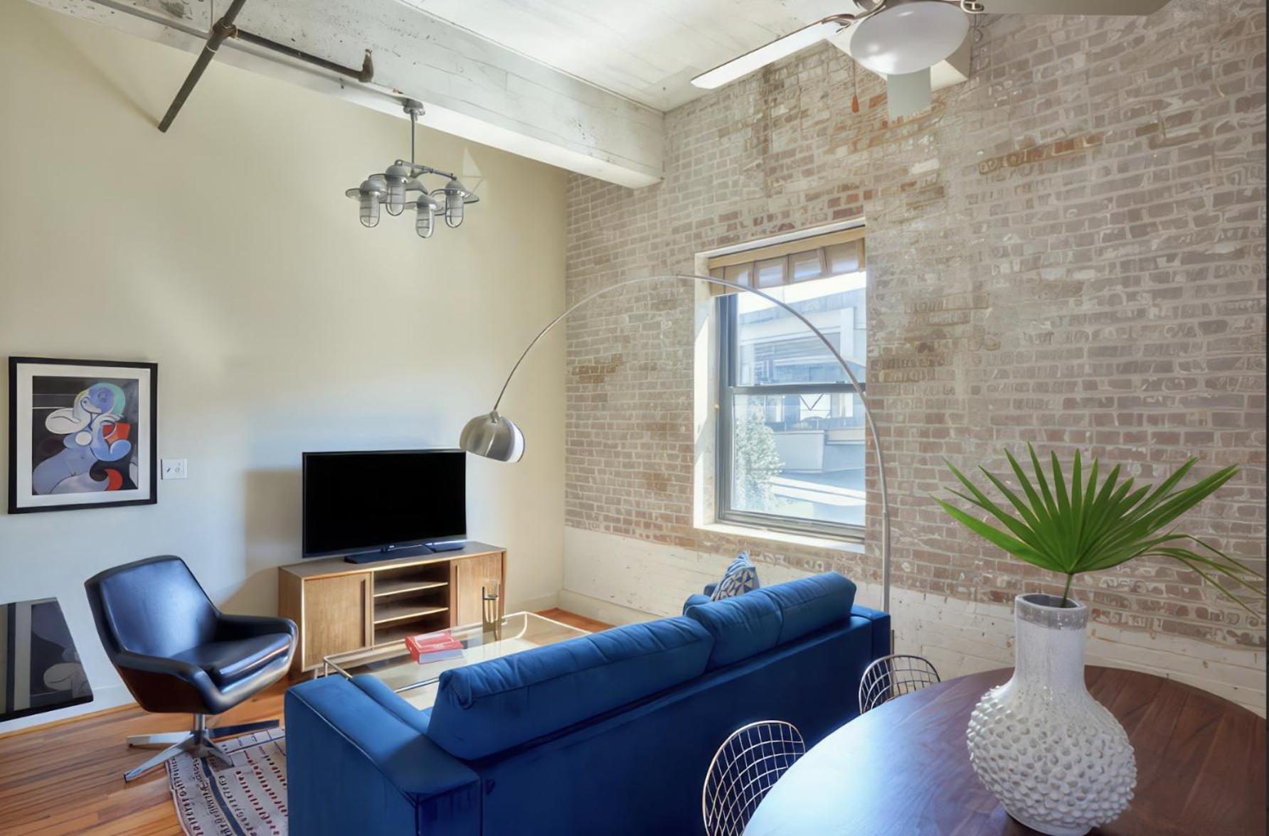 Constance Lofts By Black Swan *