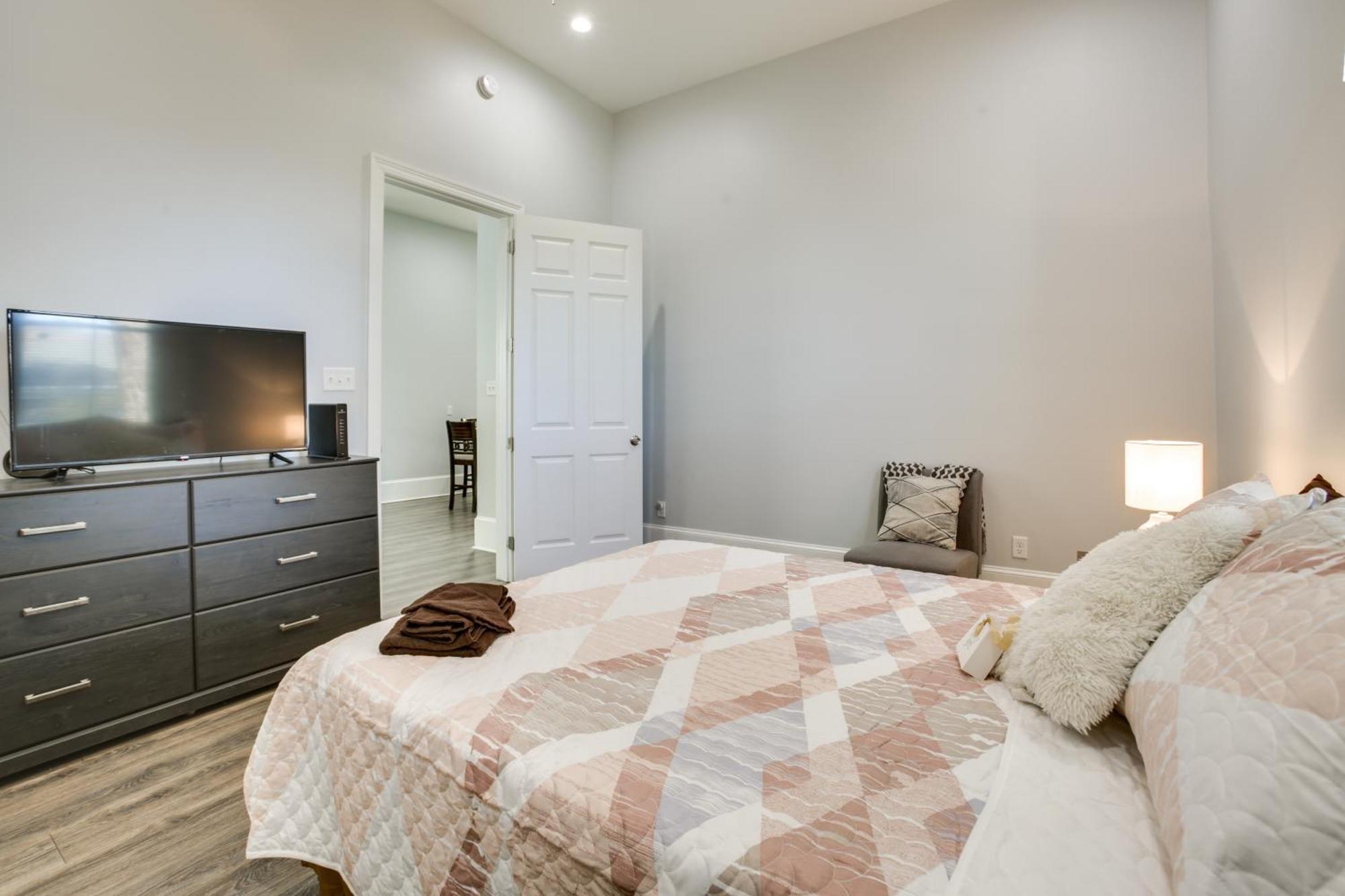 2 Mi To French Quarter Walkable Nola Holiday home