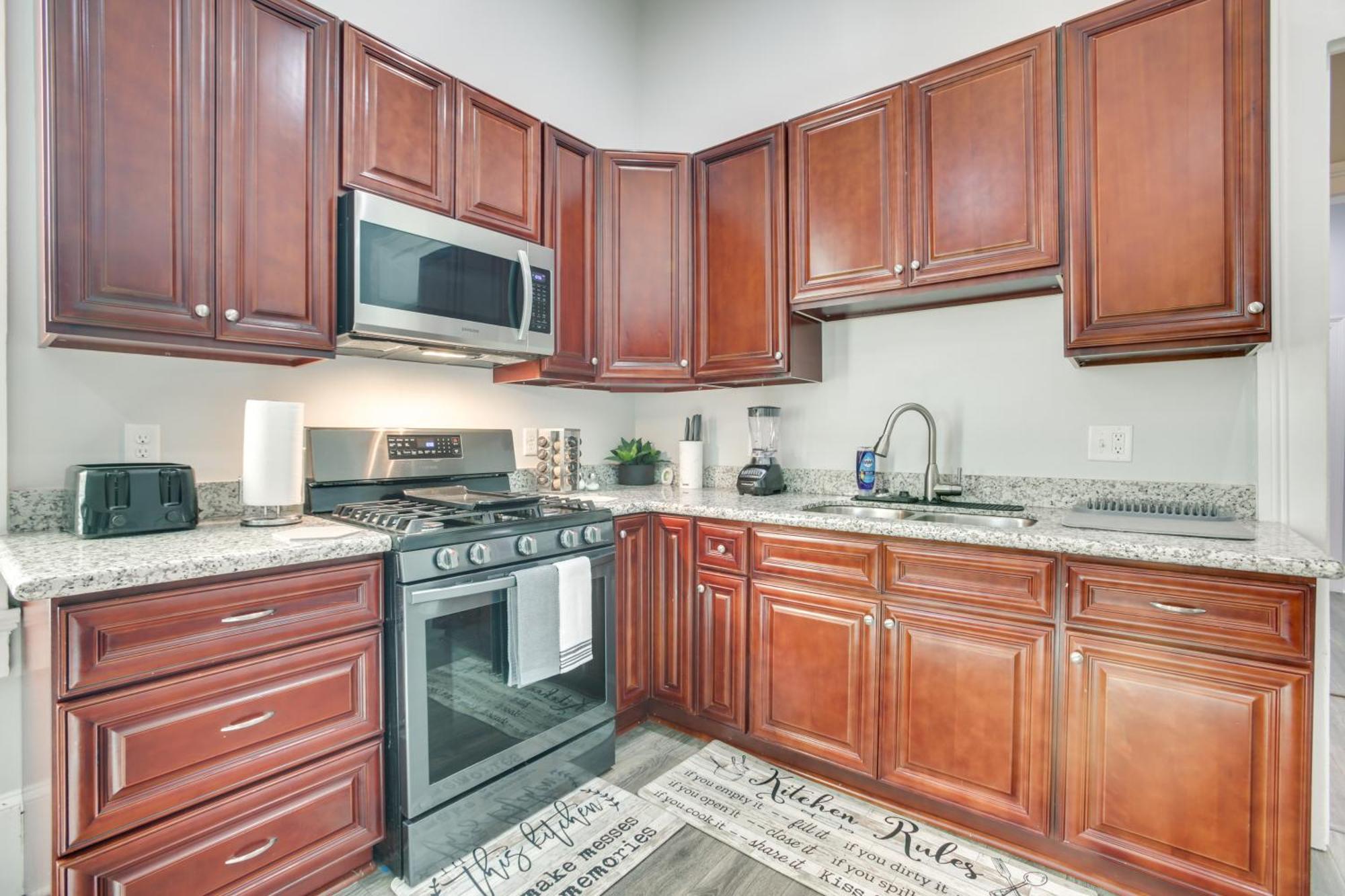 2 Mi To French Quarter Walkable Nola Holiday home *