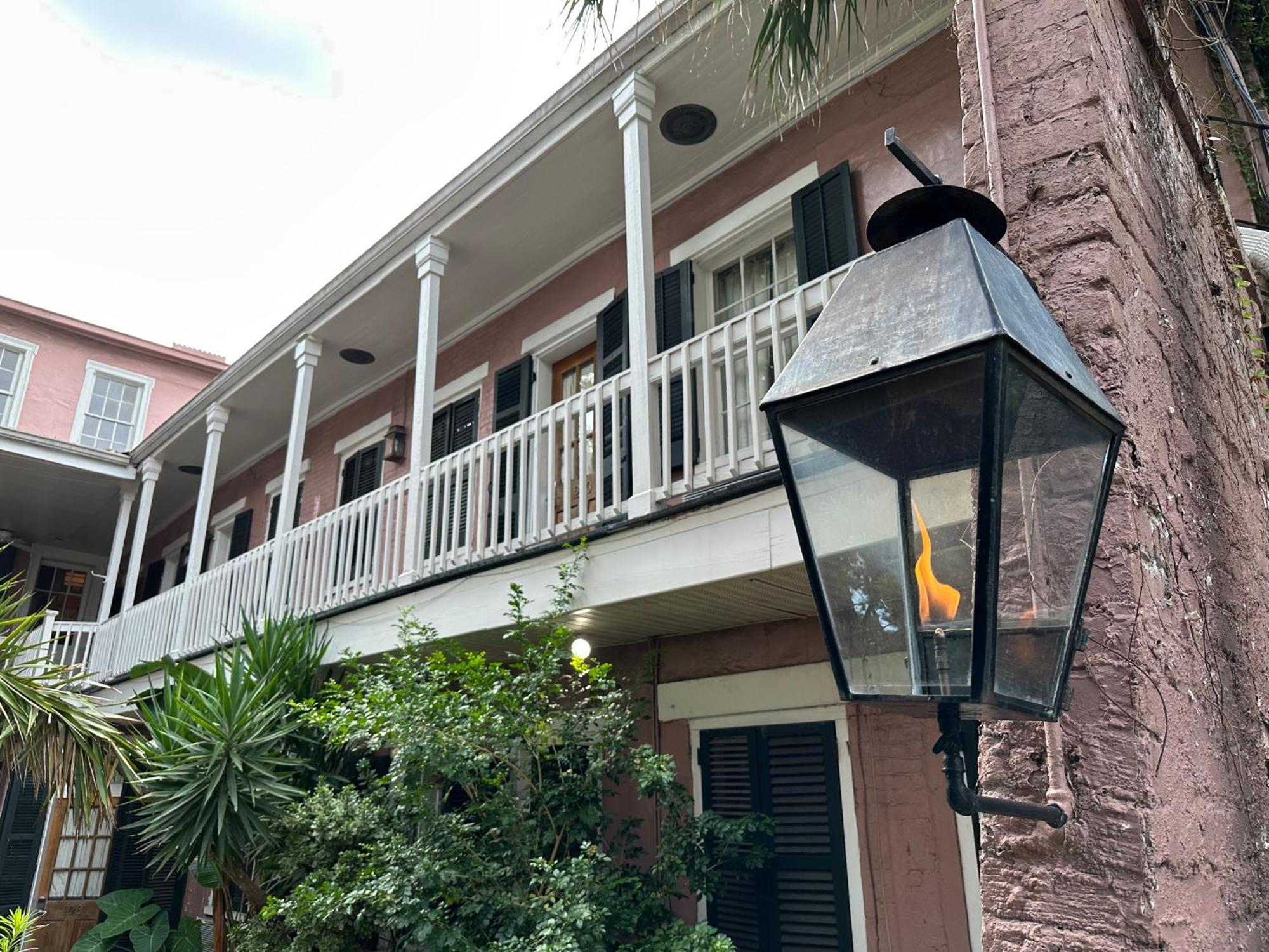 Hotel Lamothe House A French Quarter 4*