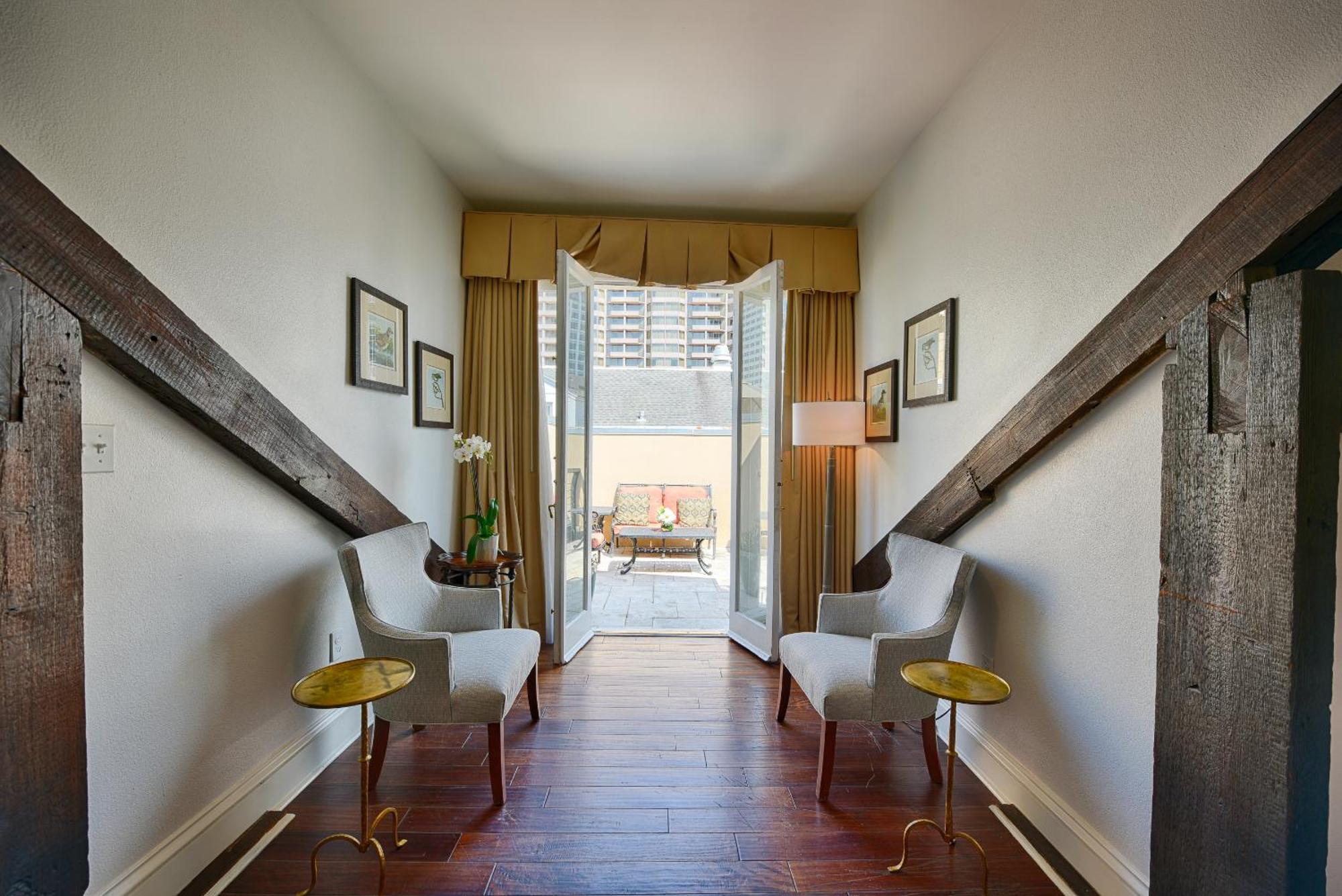 Hotel Voco St By Ihg