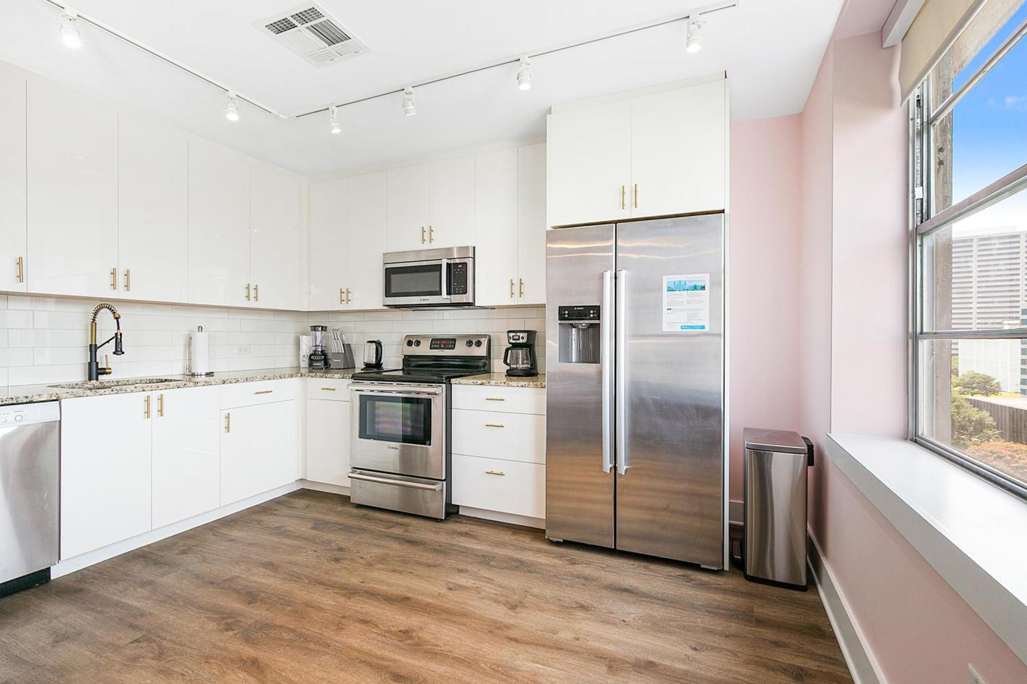 Apartment Exquisite 4 Bedroom Luxury Just Steps From The French Quarter New Orleans