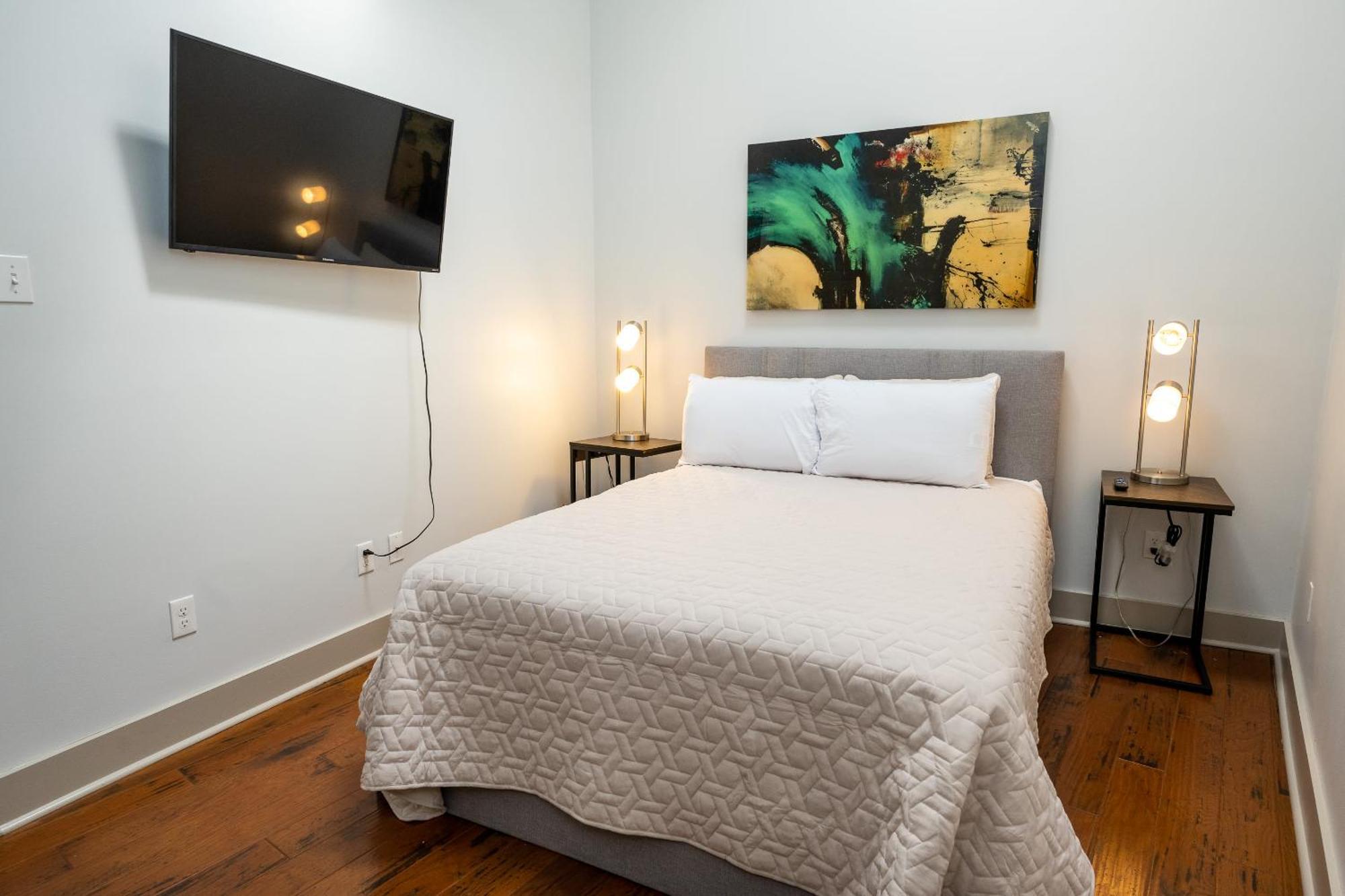 Apartment French Quarter Delight 9