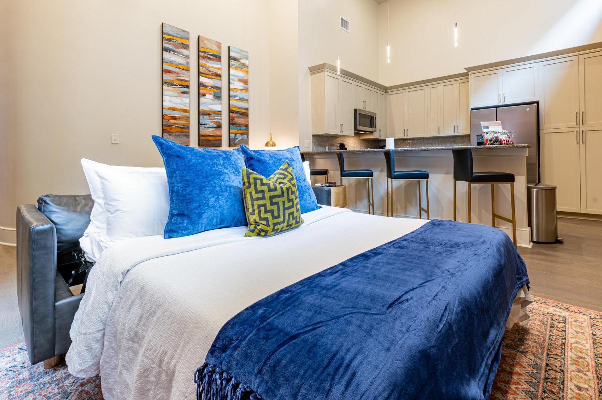 The Cypress Apartment *