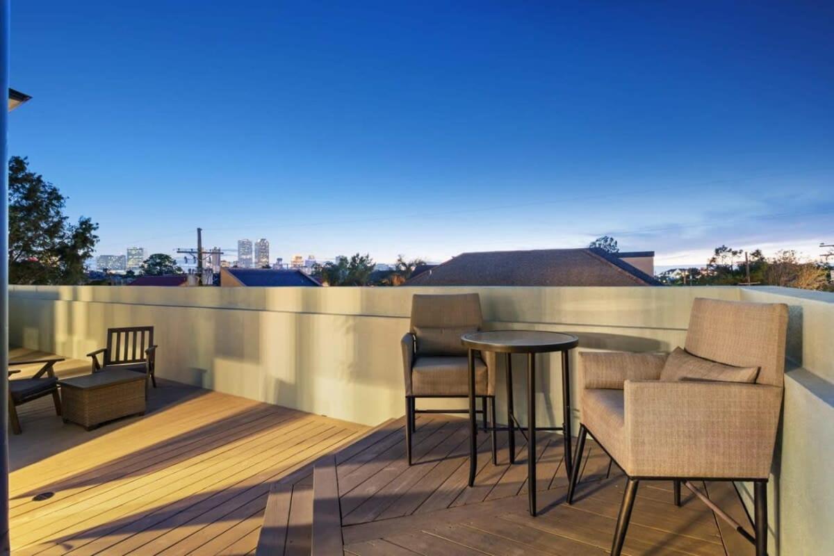 The Burgundy Penthouse Steps To The French Quarter * New Orleans