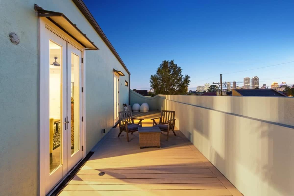 Holiday home The Burgundy Penthouse Steps To The French Quarter