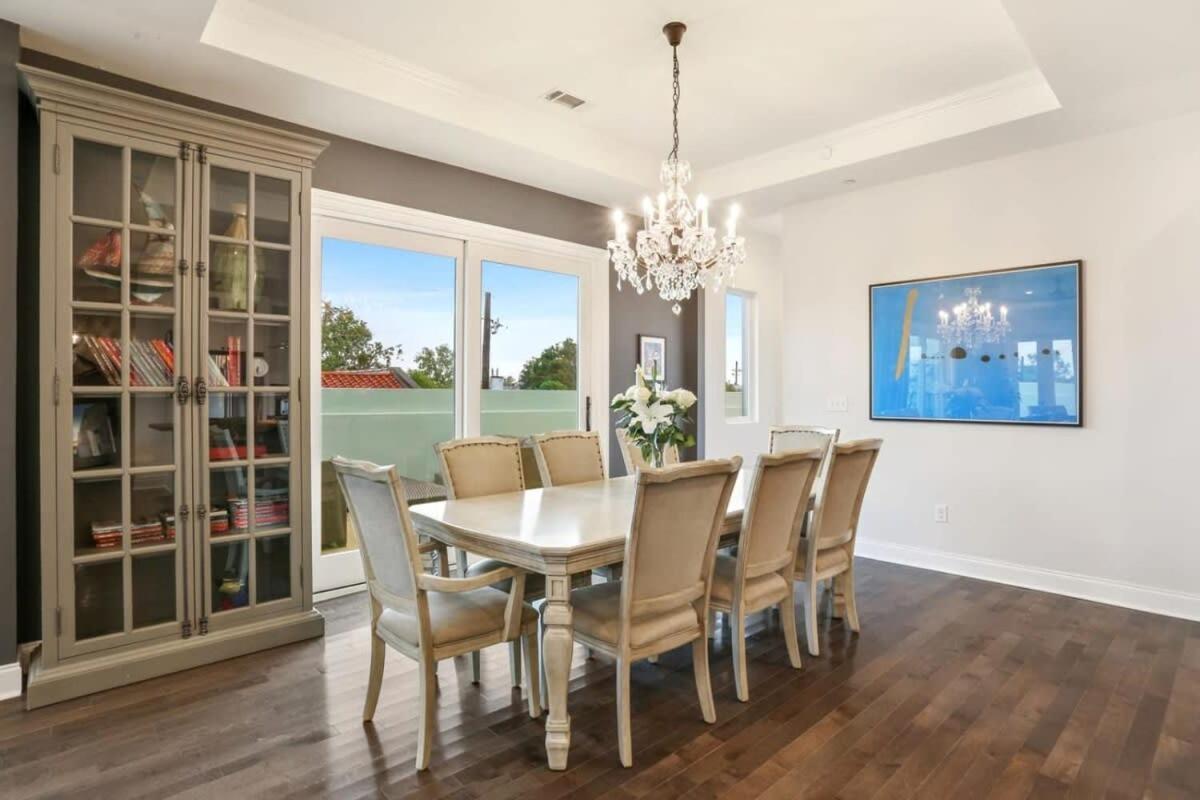 The Burgundy Penthouse Steps To The French Quarter * New Orleans