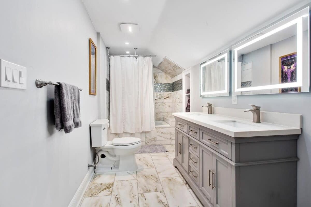 Charming Conti Nest With Large Courtyard *