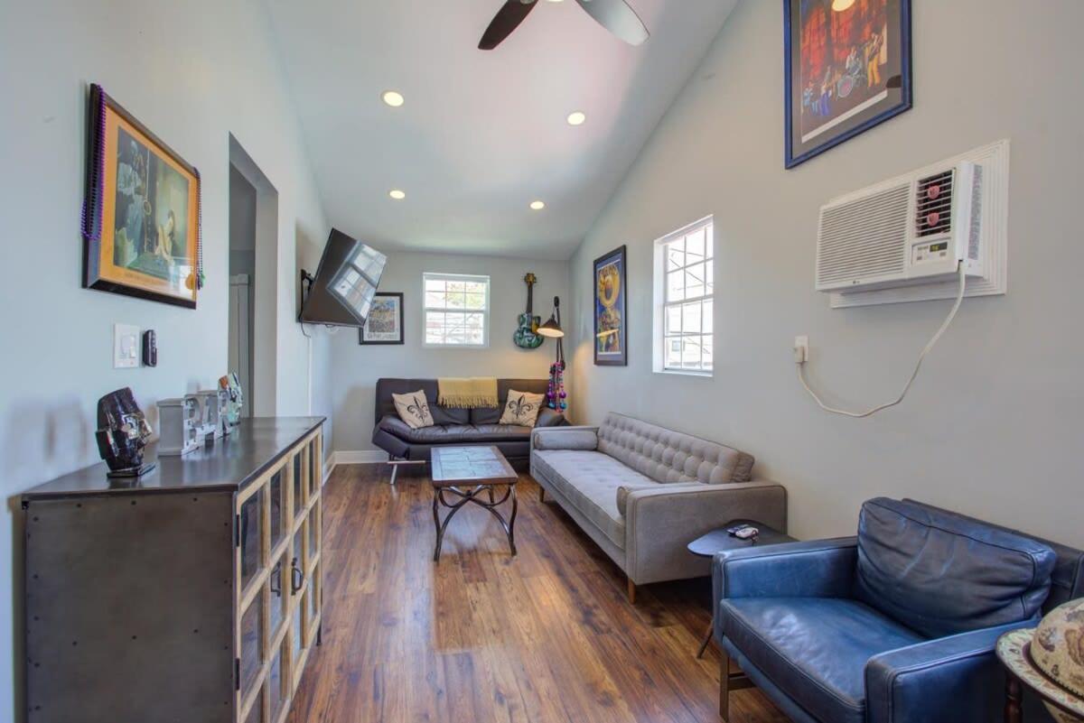 Charming Conti Nest With Large Courtyard Holiday home