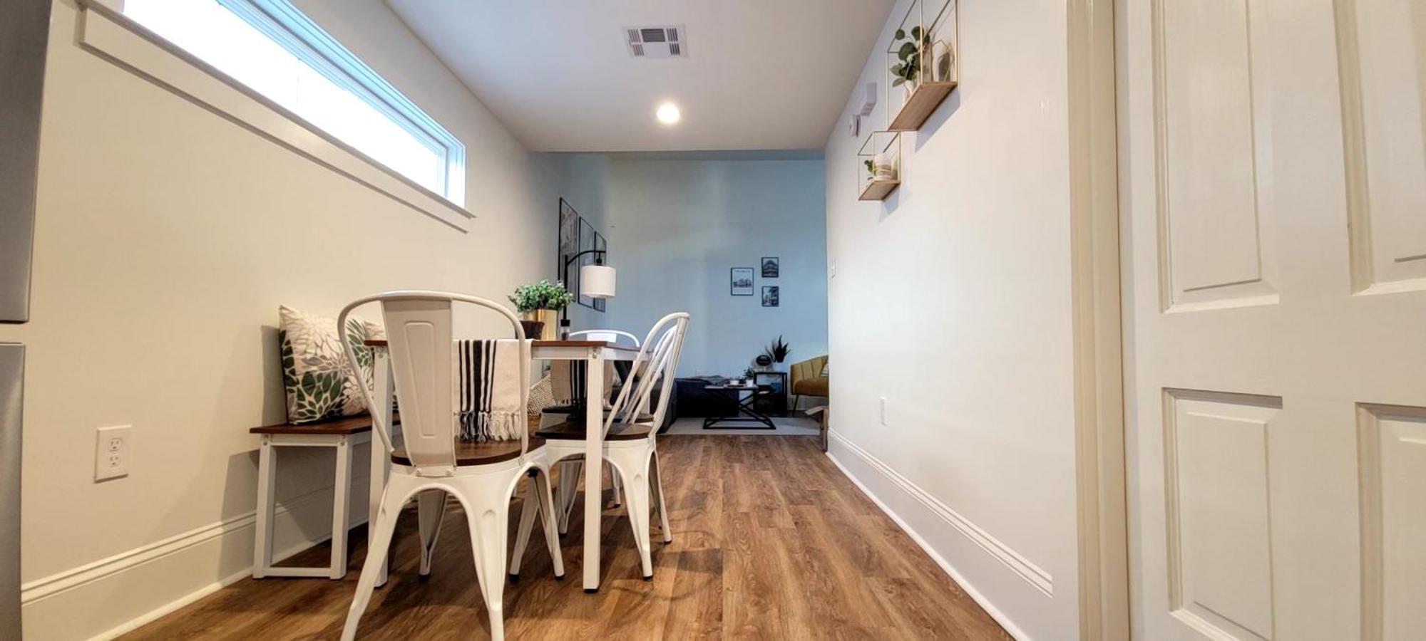 Villa Entire Spacious Vacation - 1 Mile To Attractions *