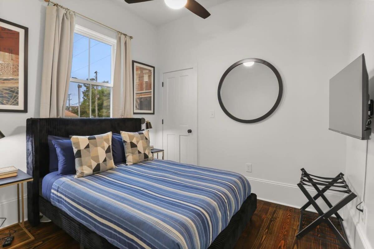 Holiday home Luxury 4bd With Pool And Off Street Parking *