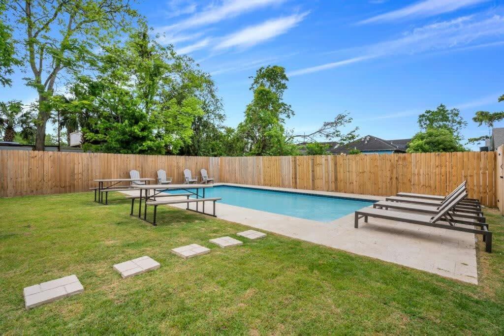 Luxury 4bd With Pool And Off Street Parking * New Orleans