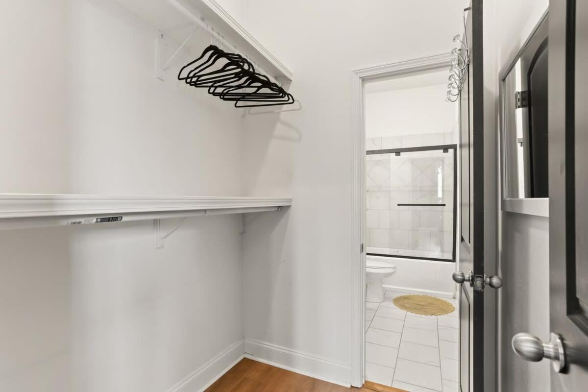 Garden District 3bd 2ba Parking Stylish & Unique