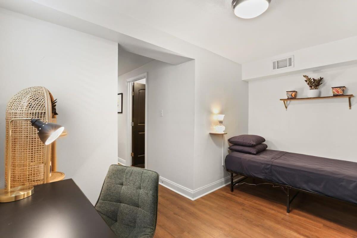 Garden District 3bd 2ba Parking Stylish & Unique