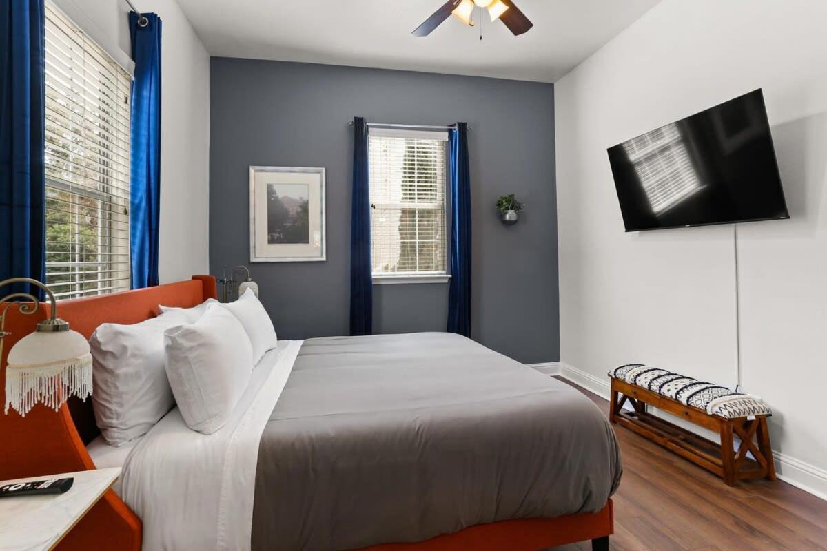 Garden District 3bd 2ba Parking Stylish & Unique