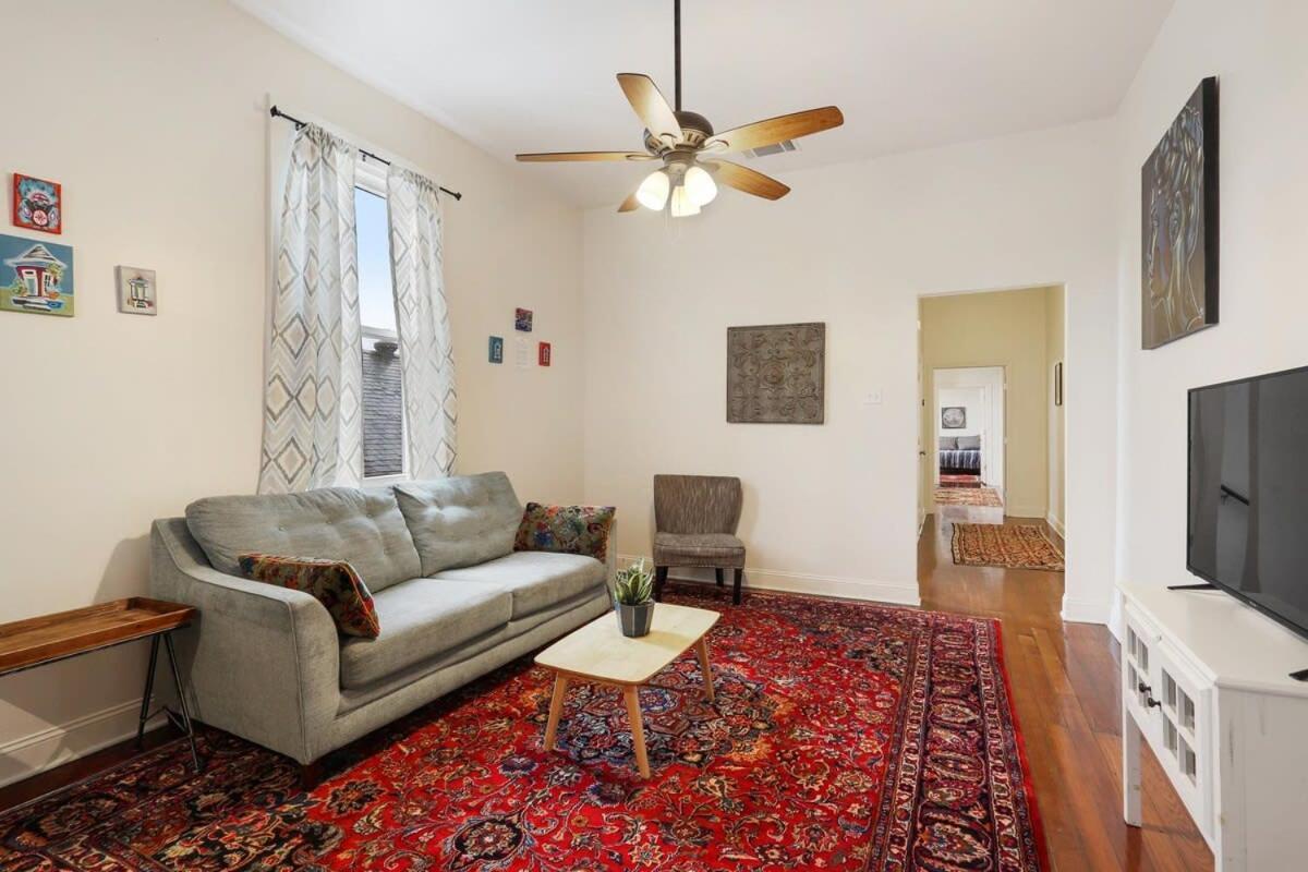 Holiday home Urban 3 Bedroom Local Art Filled Frenchman Oasis