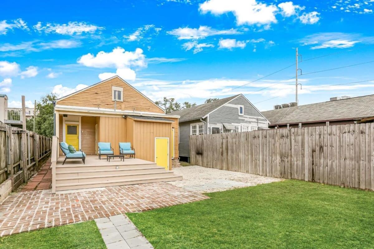 5bed Streetcar Retreat W Outdoor Entertaining Apartment