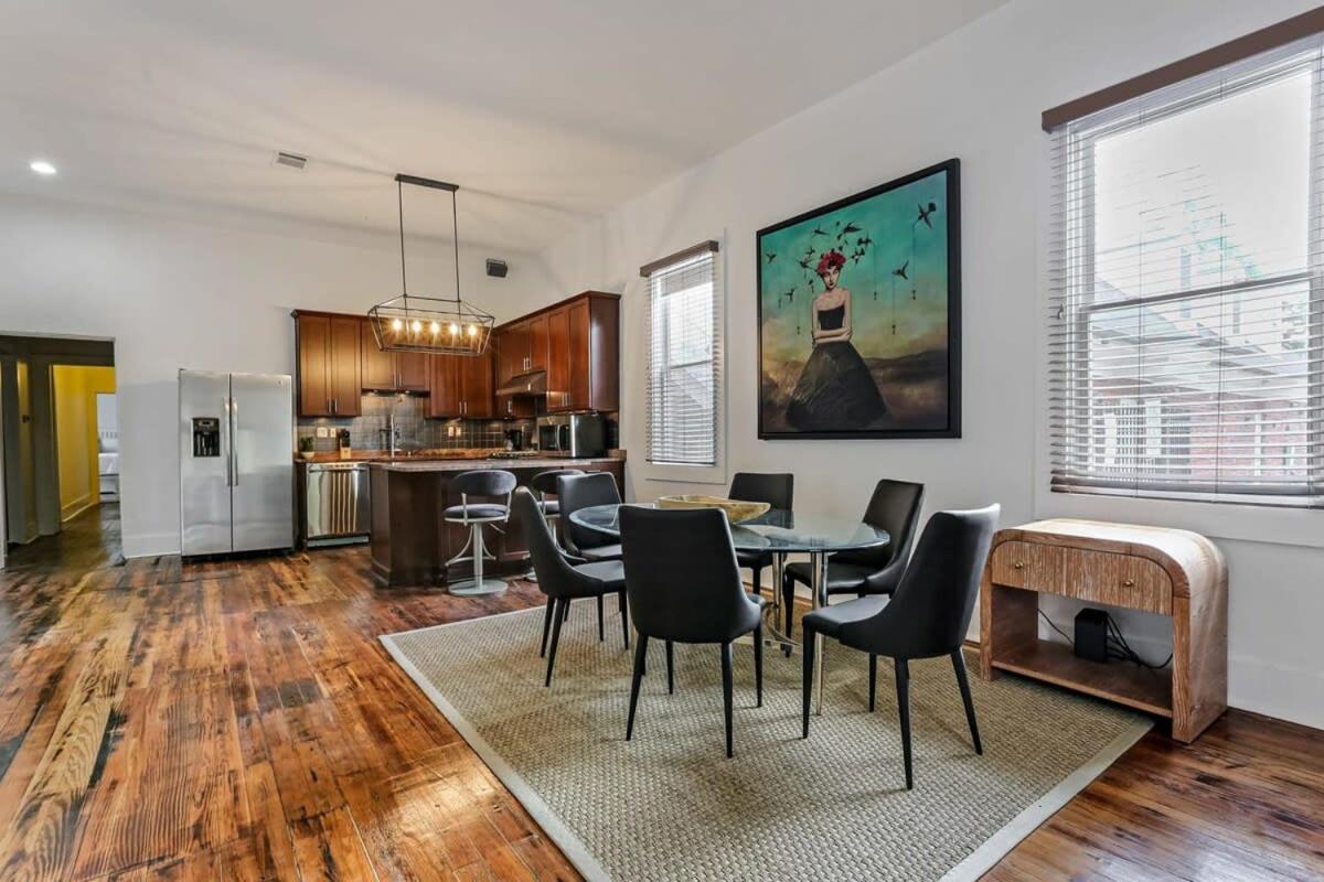 Apartment 5bed Streetcar Retreat W Outdoor Entertaining