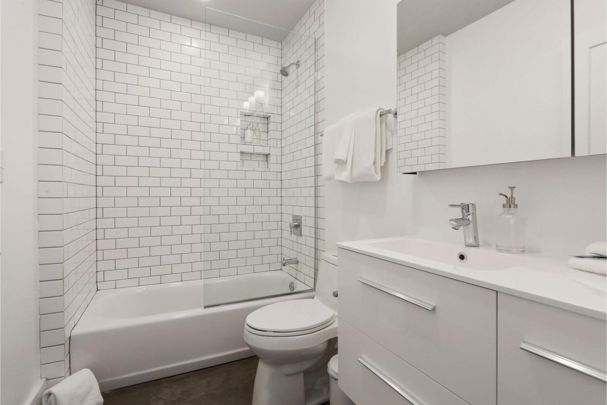 Aparthotel Roami At Motorworks 4*