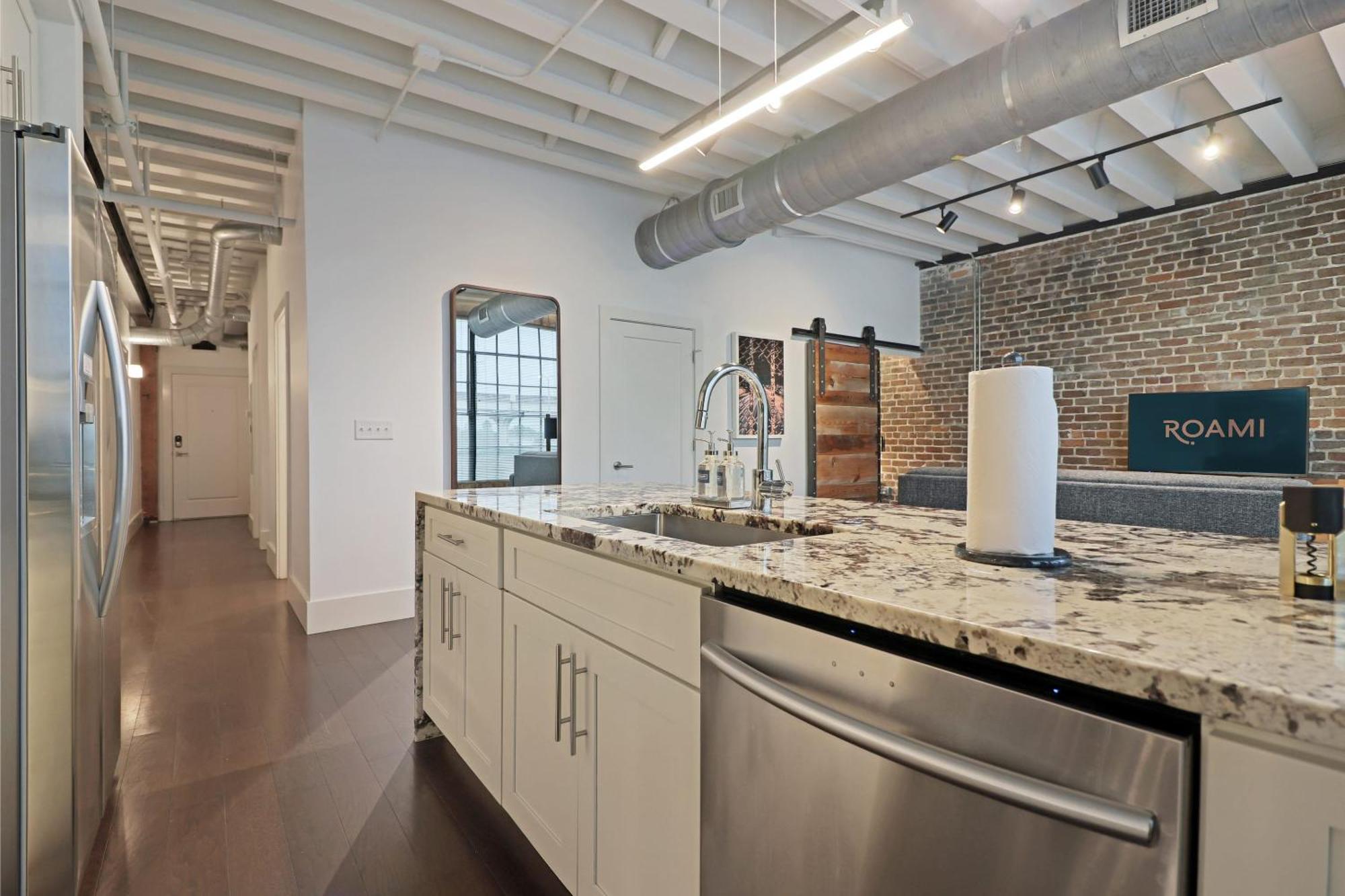 Aparthotel Roami At Motorworks 4*