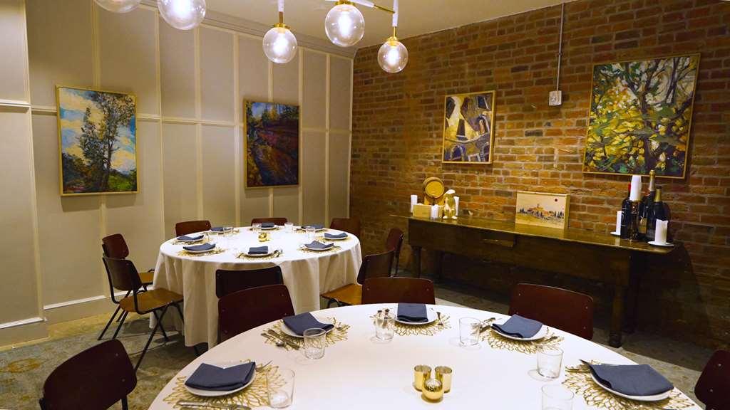 The Old No. 77 & Chandlery 4*
