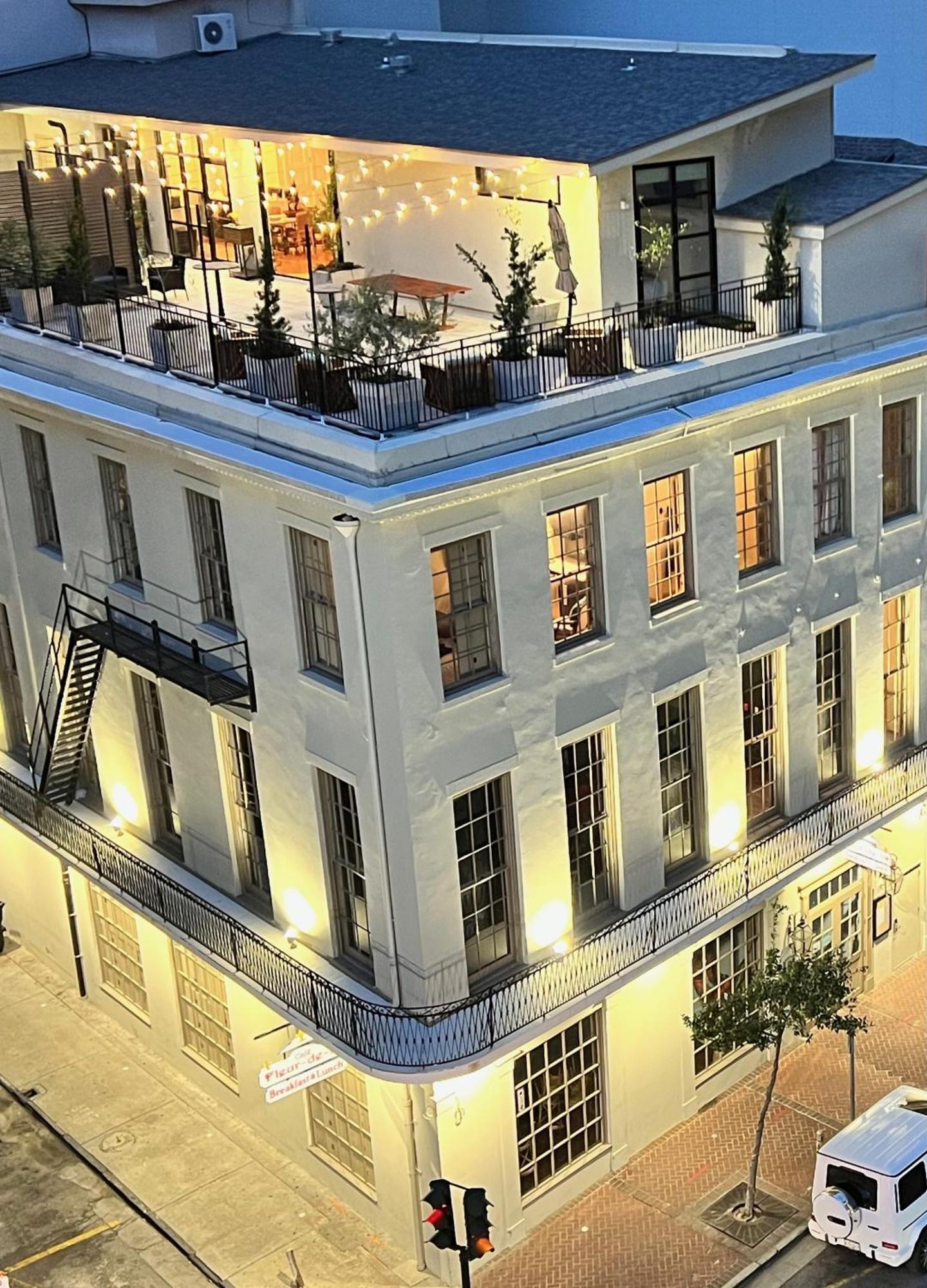 Apartment Entire W/ Party Rooftop - A Block Away From Parades New Orleans