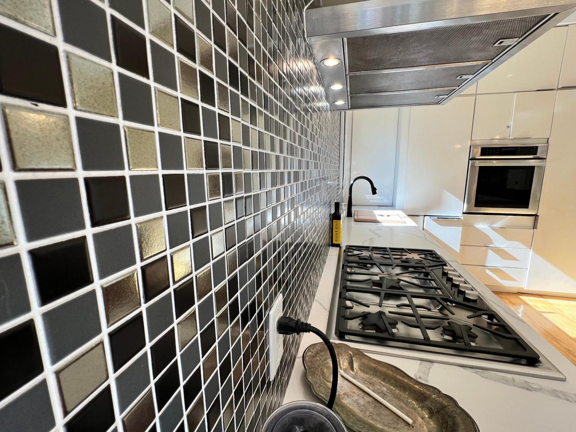 Entire W/ Party Rooftop - A Block Away From Parades * New Orleans