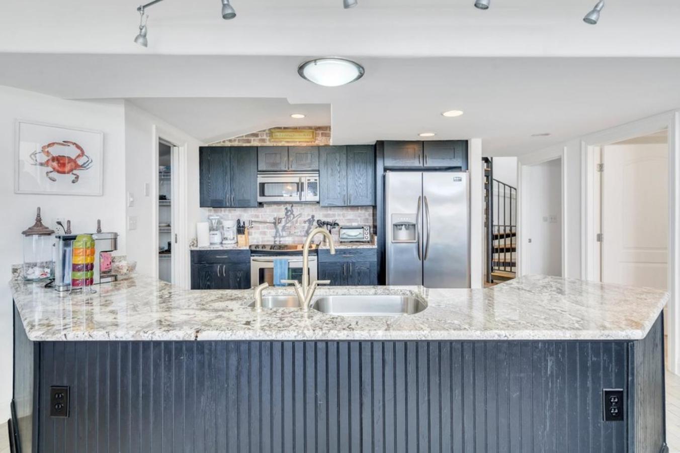 Lakefront 3br W Balconies Near French Qtr Holiday home