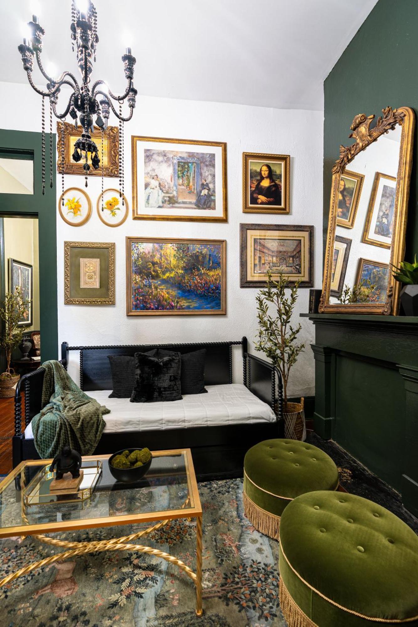 The Mansion On Royal 3*