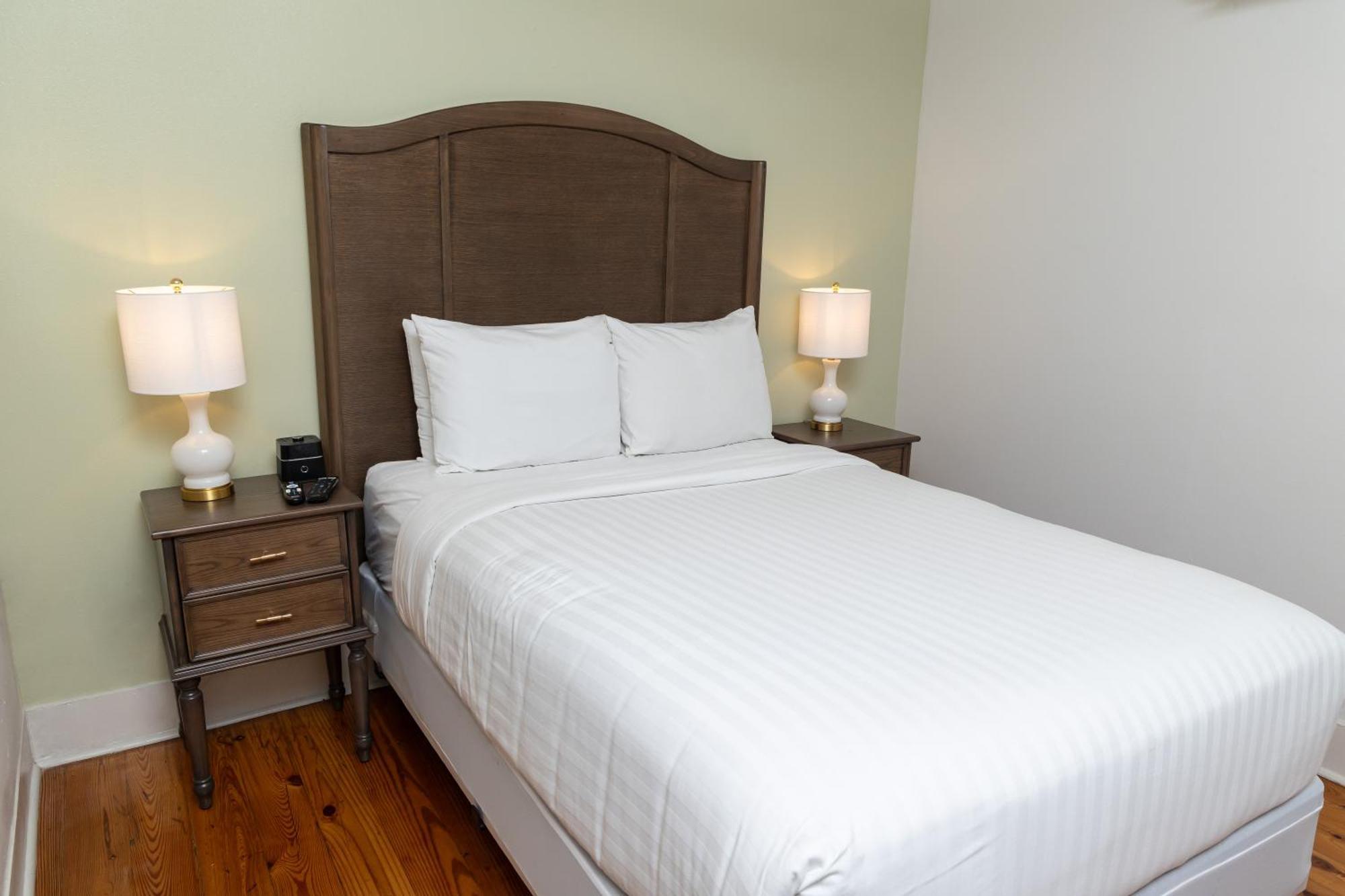 Inn On St. Peter, A French Quarter 3*