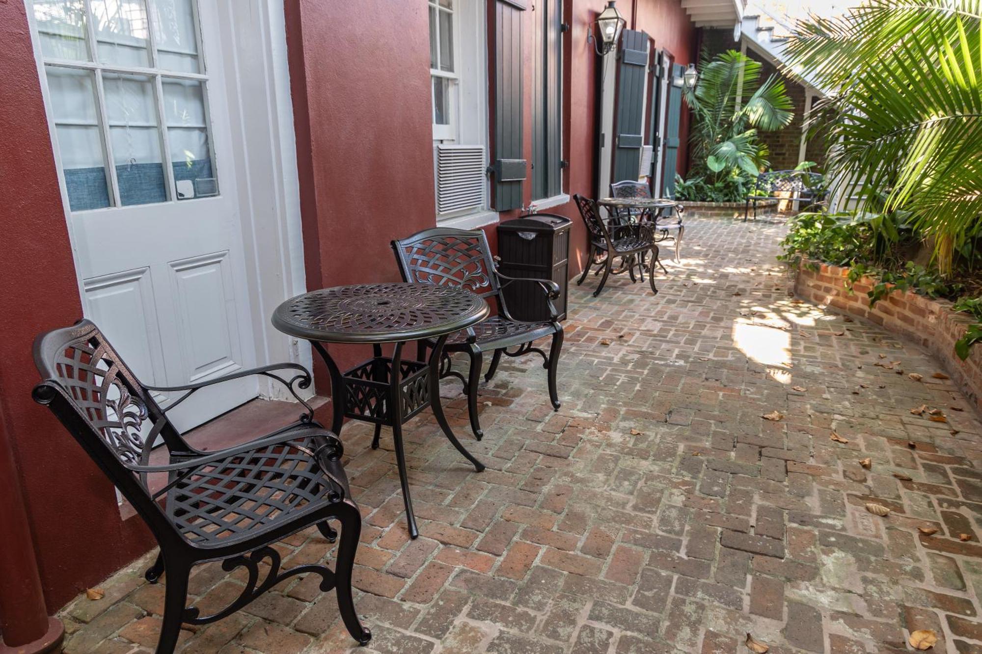 On St. Peter, A French Quarter Inn New Orleans