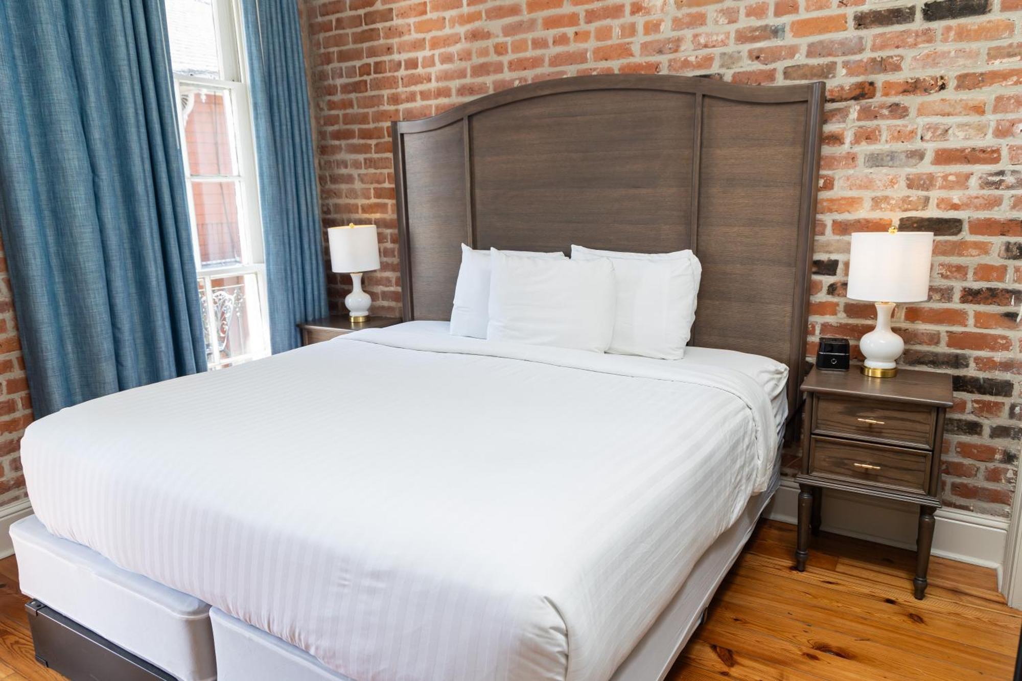 On St. Peter, A French Quarter Inn 3*