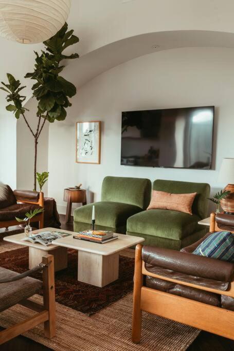 Thalia 5bd Townhome With Pool Walk To Superdome * New Orleans