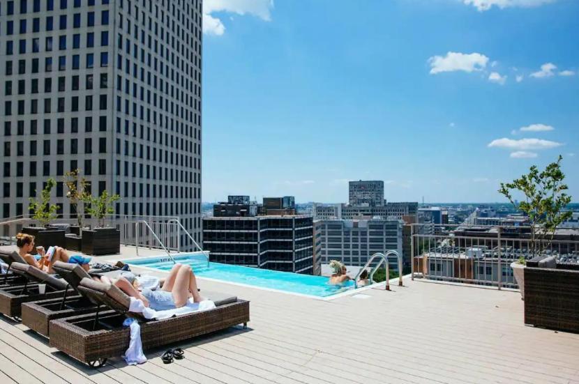 Apartment Legacy Steps From The French Quarter Superdome Casino Bourbon St With Gym & Pool *
