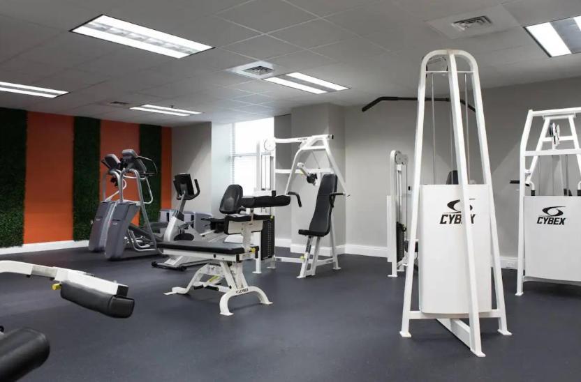 Legacy Steps From The French Quarter Superdome Casino Bourbon St With Gym & Pool *