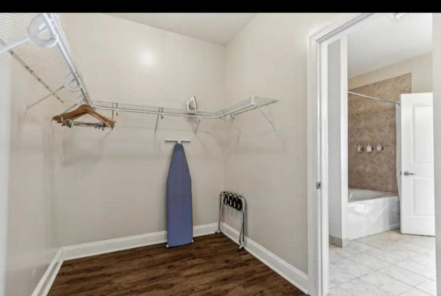 Legacy Steps From The French Quarter Superdome Casino Bourbon St With Gym & Pool